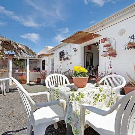 Casa Blanca *
